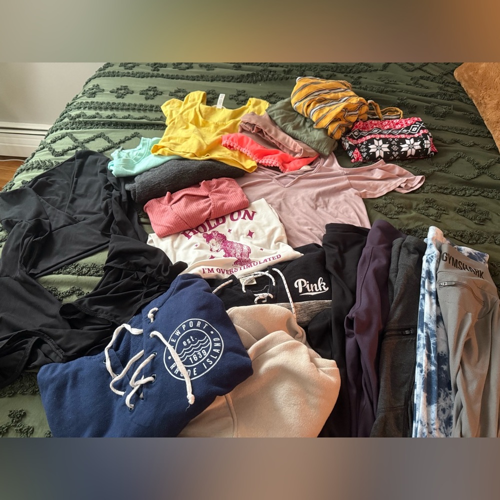 Assorted Women’s Clothing Bundle